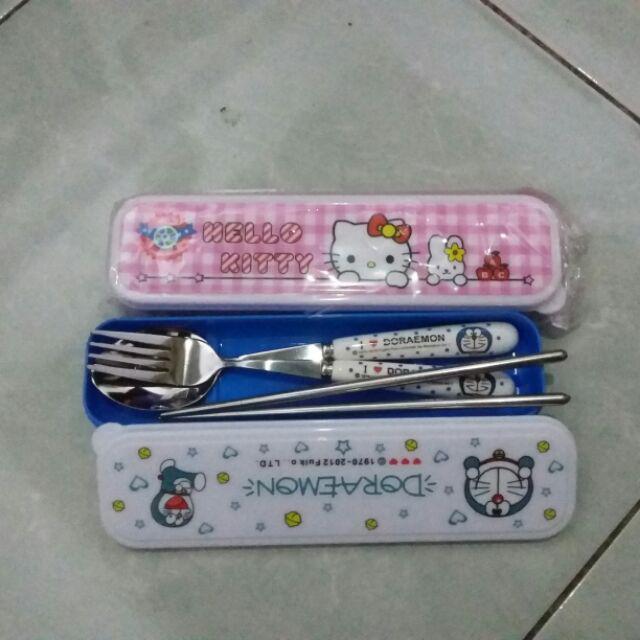 Sendok Set Hellokitty