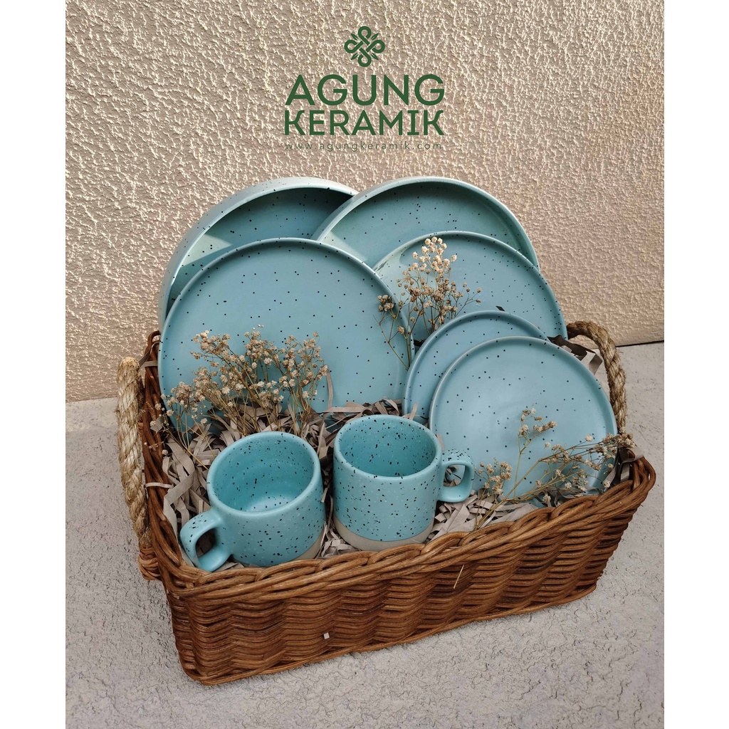 

Hampers Agung Keramik | Parcel Agung Keramik - tosca