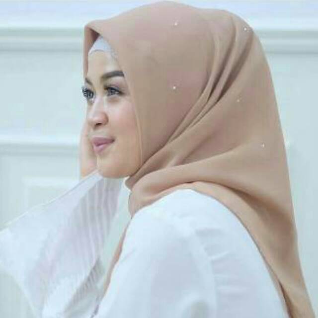 Kerudung Segiempat Swarovski/Diamond