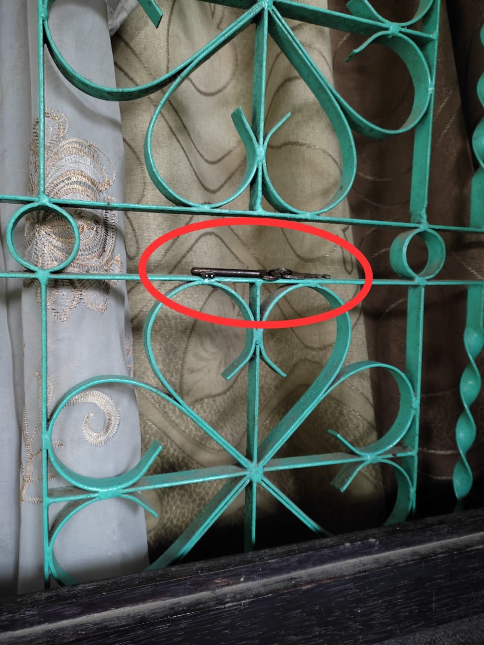 Gantungan Kunci  Model Tool - Obeng Plus Minus - Konci Shok