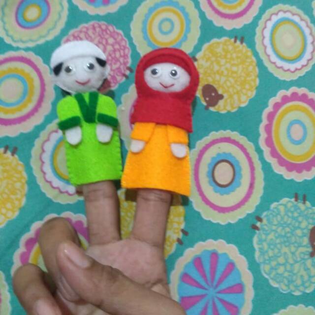 Boneka jari versi nussa dan rara