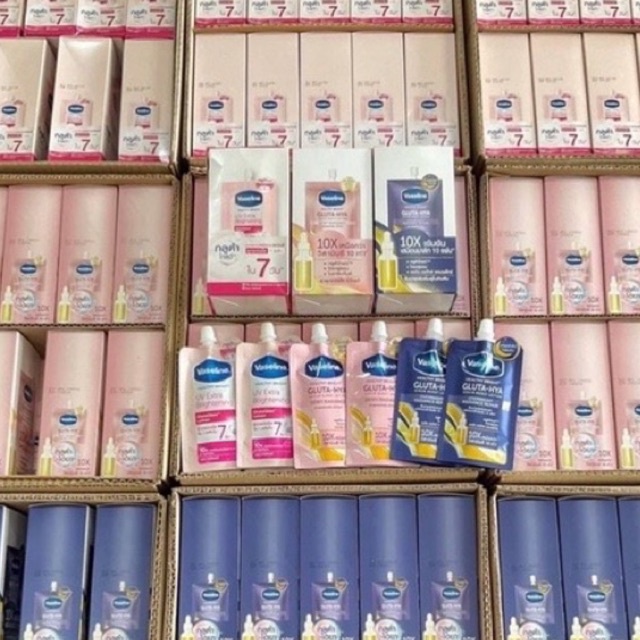 ‼️SIAP KIRIM‼️VASELINE GLUTA HYA SACHET 30ML VASELINE SACHET THAI