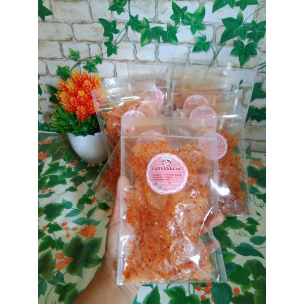 

kripik kaca pedes gledek by camillaw.id