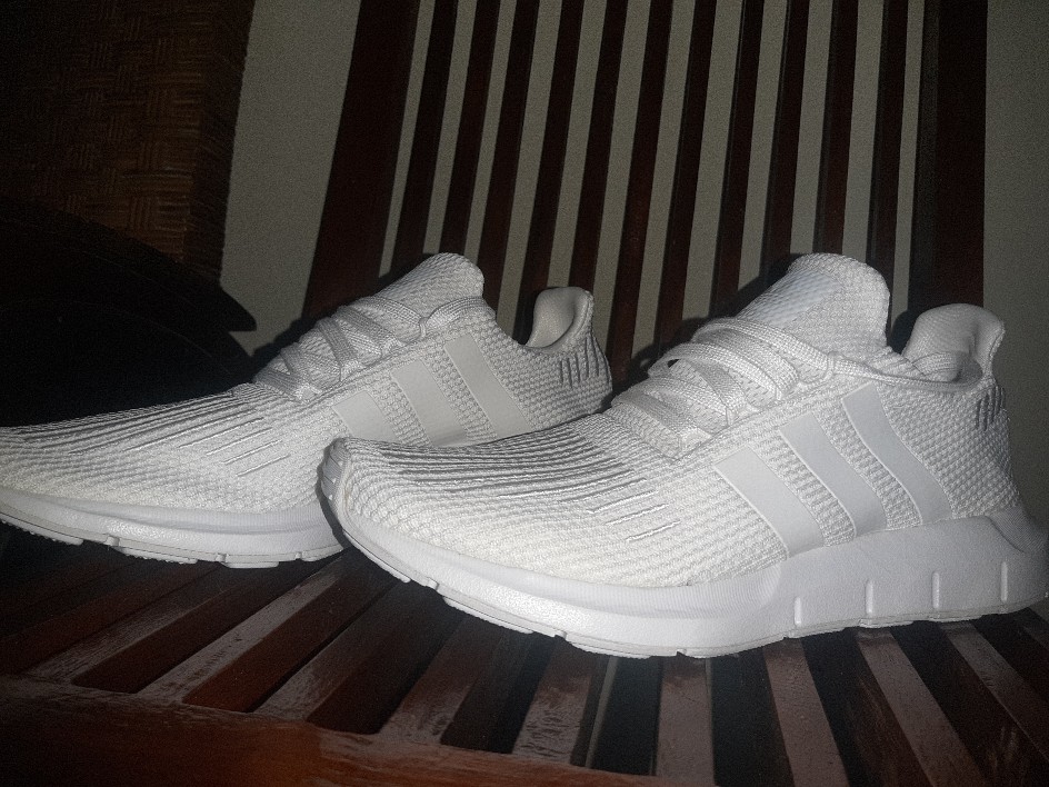 adidas swift run mens all white