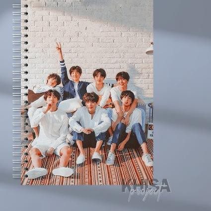 

Termurah!! (sej-234) CUSTOM NOTEBOOK KPOP + PEMBATAS POSTCARD