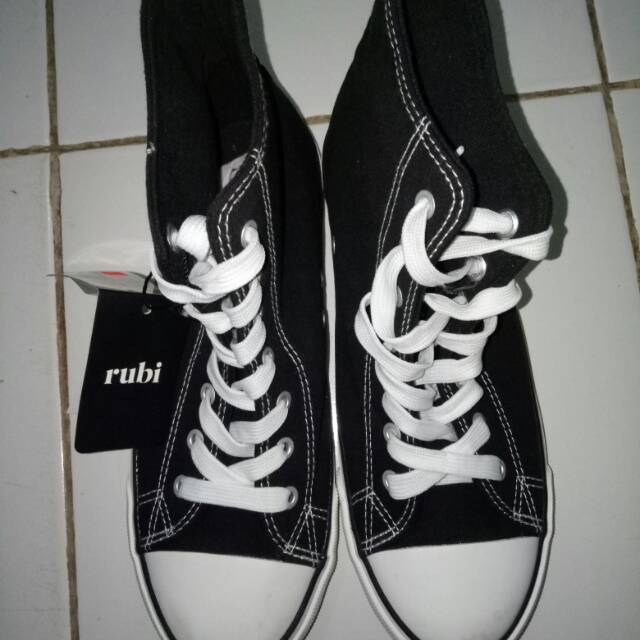 Rubi sneakers