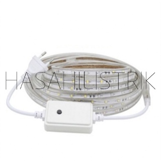 Lampu LED Strip Selang Warna Warni 3528 2835 220V + Adaptor 10M Outdoor Led Strip Agustus Lampu Hias