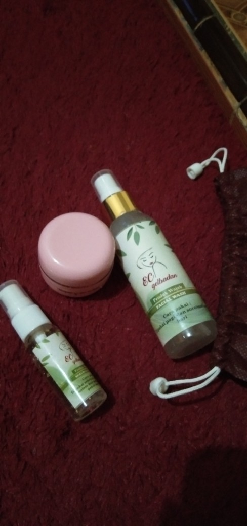 Facial Wash (produk Wajah)