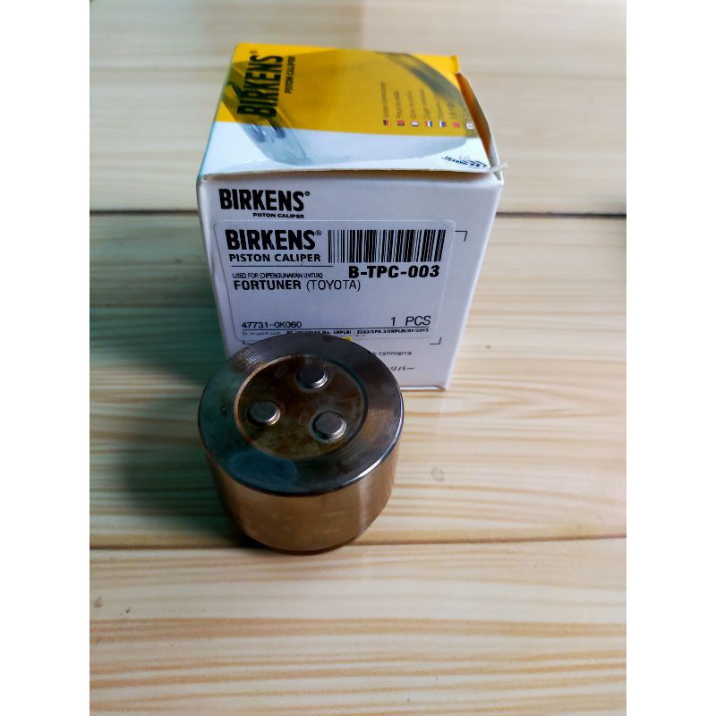 Piston rem kaliper cakram depan fortuner