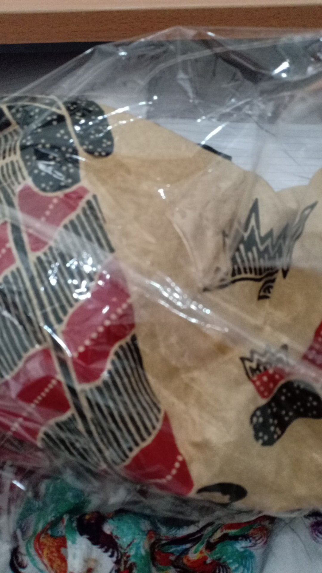 Atasan Batik Dolby Dolbi Dobby Doby Tenun Sutra Tulis Halus Katun Atbm Baron ,sarombit Atasan Dengan