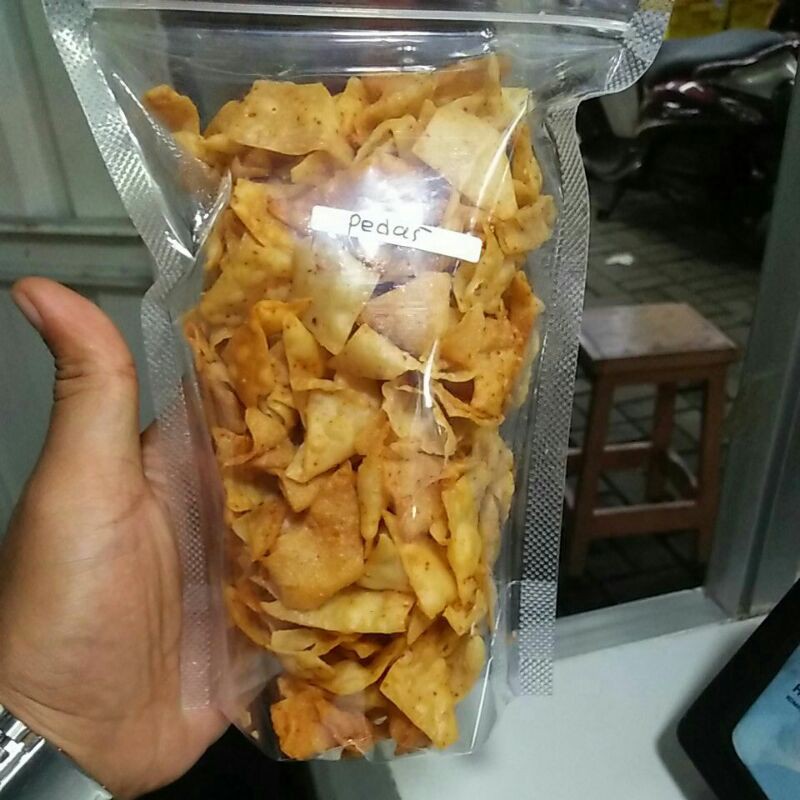 

Keripik / Kerupuk Pangsit
