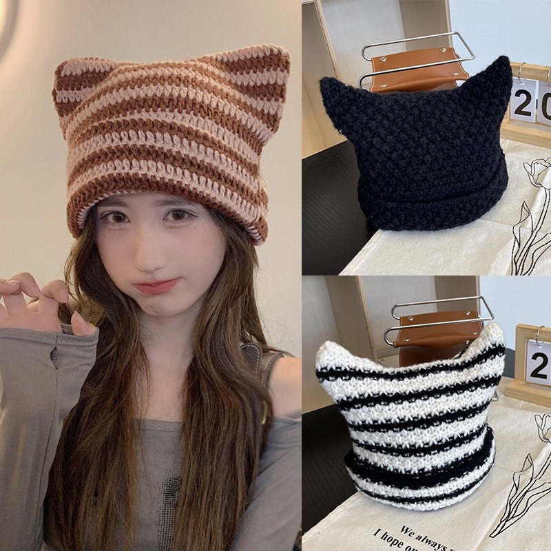 Topi Kupluk Wol Hangat Elastis Motif Garis Aksen Telinga Kucing Lucu Untuk Wanita