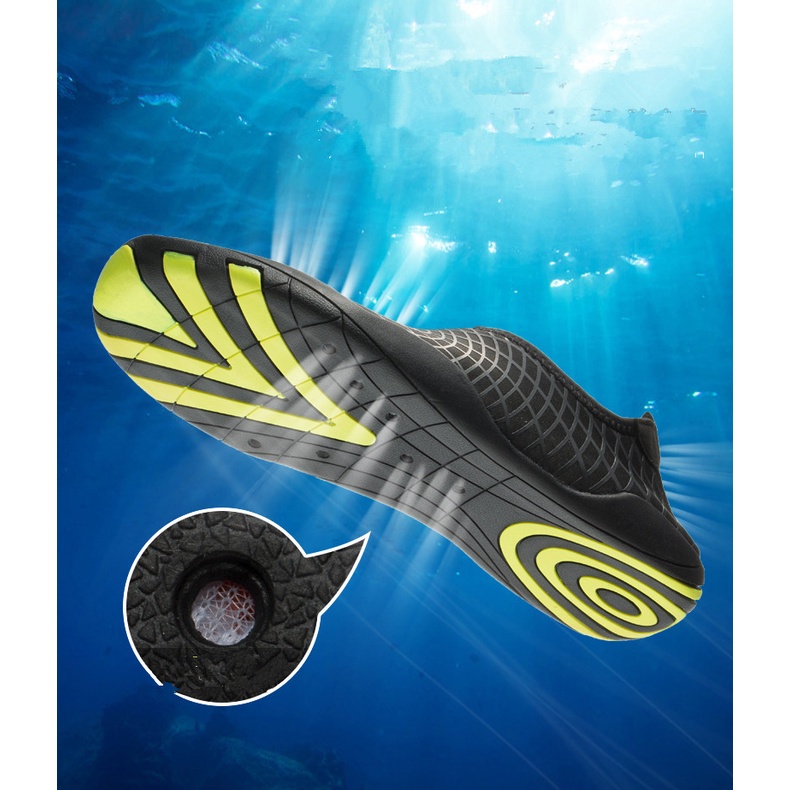 Sepatu Olahraga Anti Air Rhodey STOUREG Sepatu Pantai Olahraga Air - 6688 Sepatu Pantai Slip on Kaos Kaki Bahan Lembut Untuk Snorkeling / Diving / Surfing / Berenang