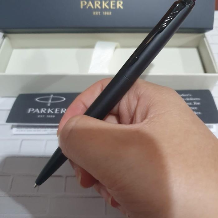 

Pulpen Parker Jotter XL Matte Black