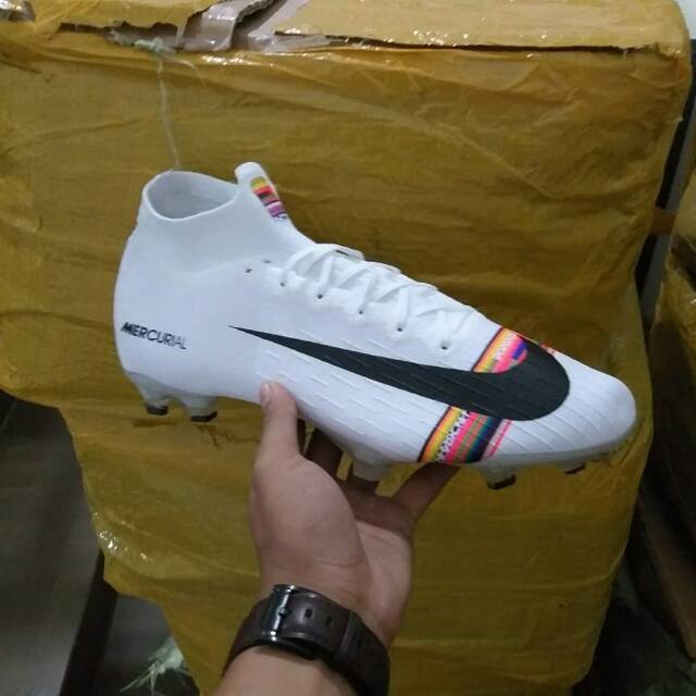 sepatu bola nike mercurial cr7