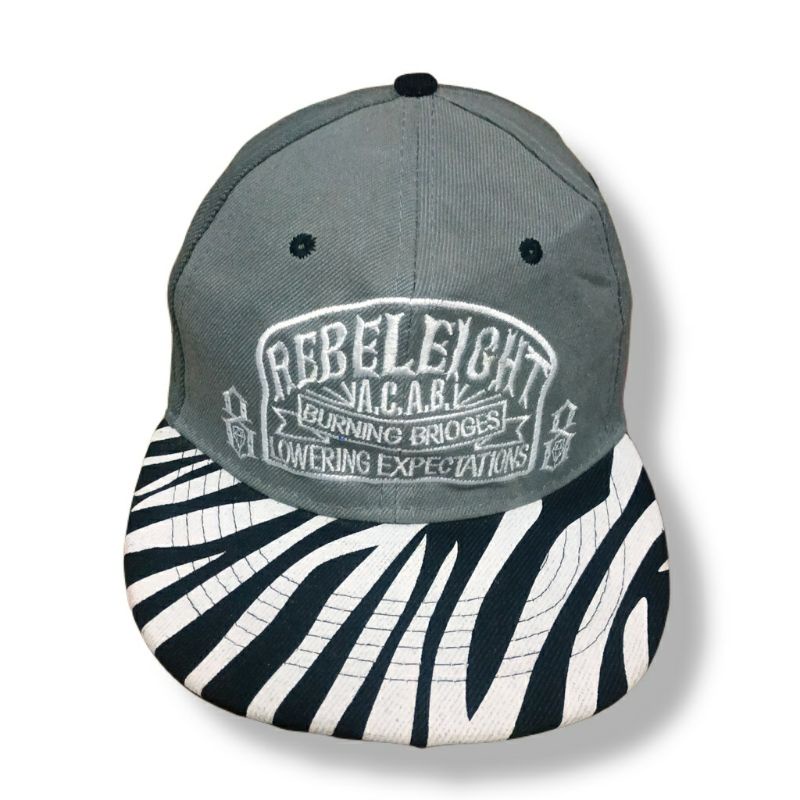 Topi Rebel Eight