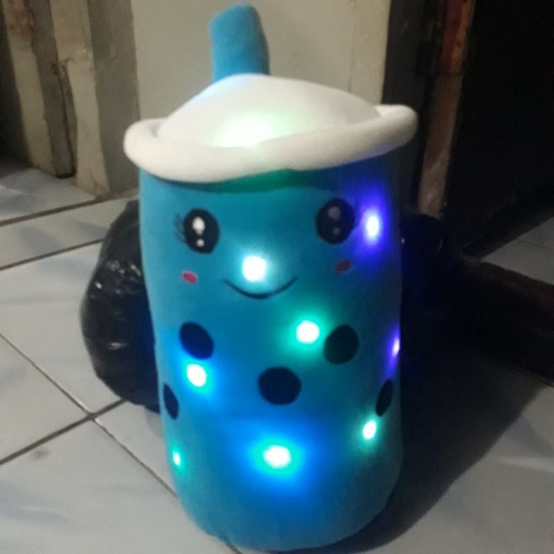 boneka boba lampu