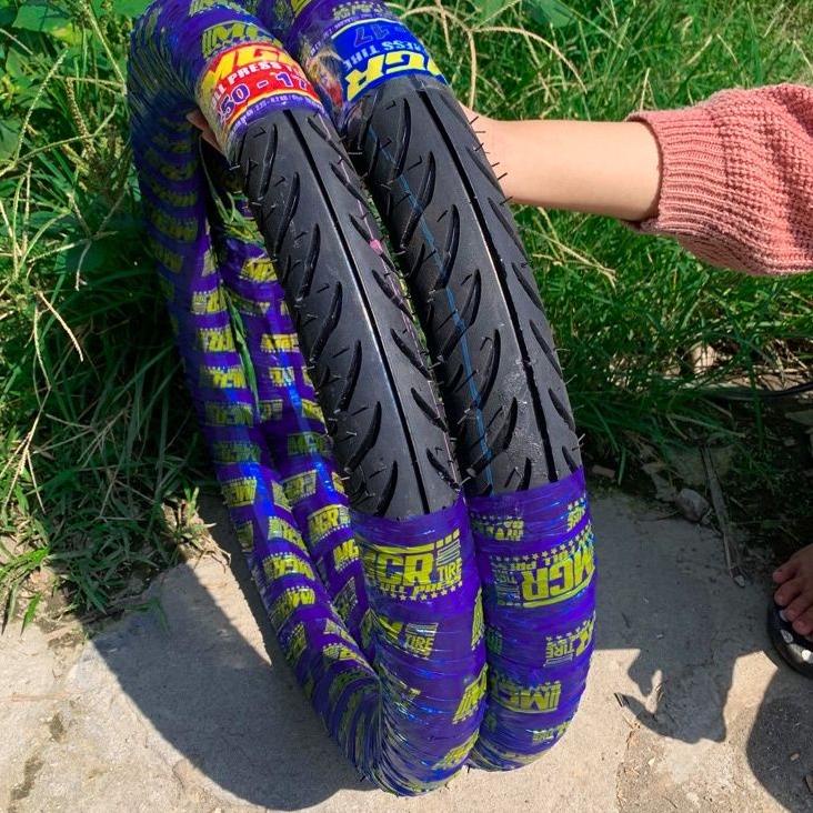 Terbaru.. TERMURAH - 1 SET [ SEPASANG ] Ban Luar Motor Bebek 250 & 275 ring 17 ,