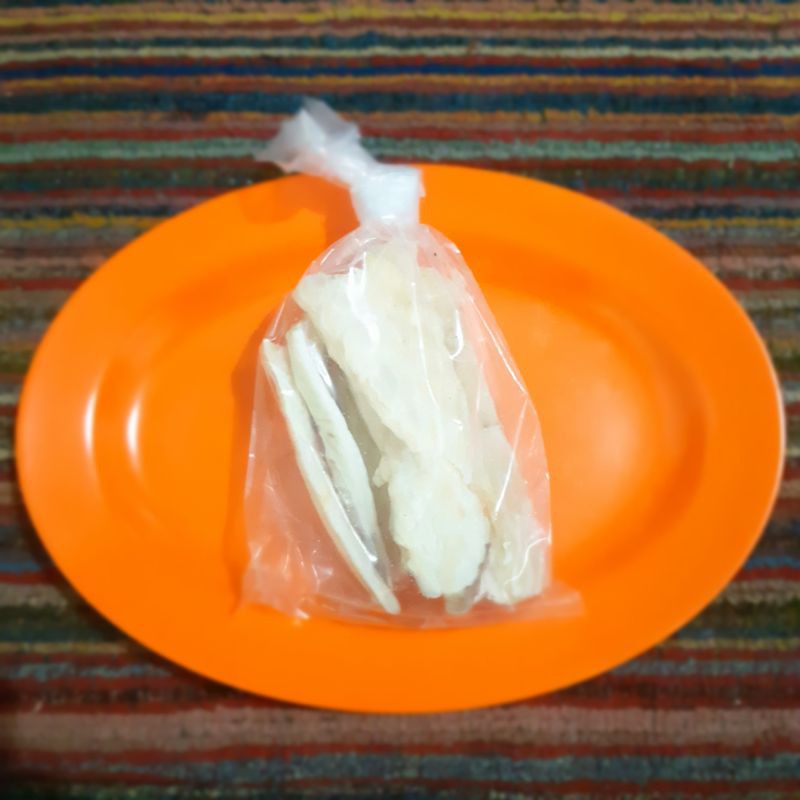 

Ikan Pari Basah 100gr/pack