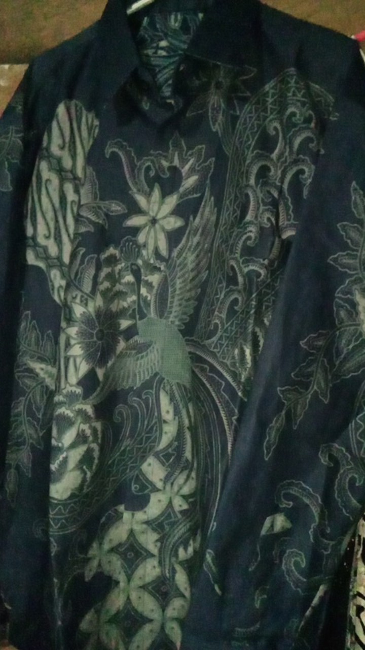 Motif Parang Peksi Dongker Kemeja Batik Prabu Bahan Katun Baturaden Reguler Fit