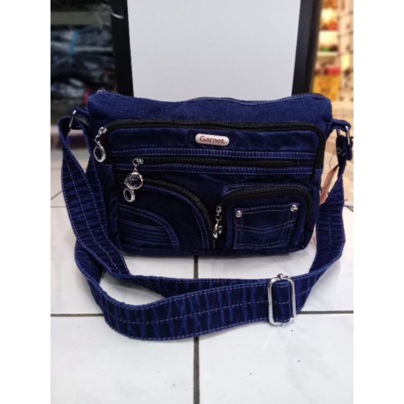 Tas slempang wanita bahan jeans denim ori Garnet