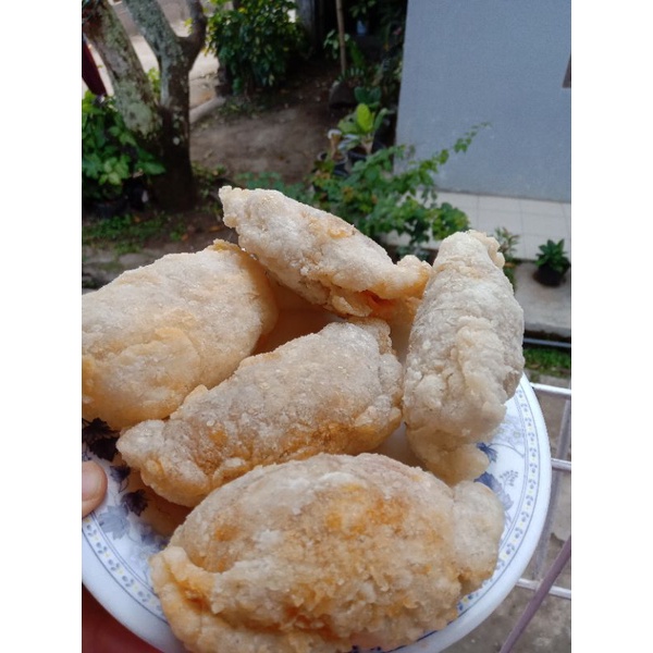 

CIRENG ISI SUIR AYAM ORIGINAL/CIRENG GEMOY KRIUK DILUAR LUMER DI DALAM by teh fitria05.