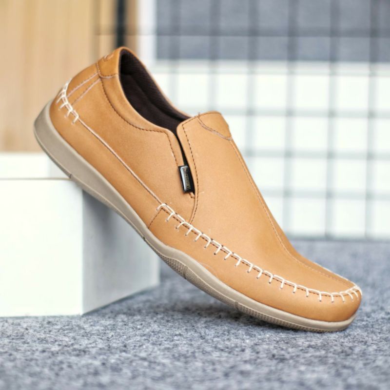 SEPATU KERJA CASUAL PRIA ,SEPATU SANTAI PRIA TERBARU
