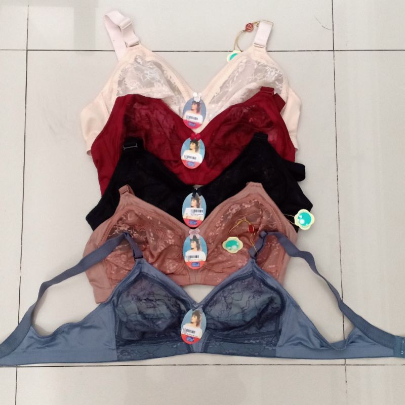 BH BRA SISTER CUP BESAR, tanpa kawat - 36-44