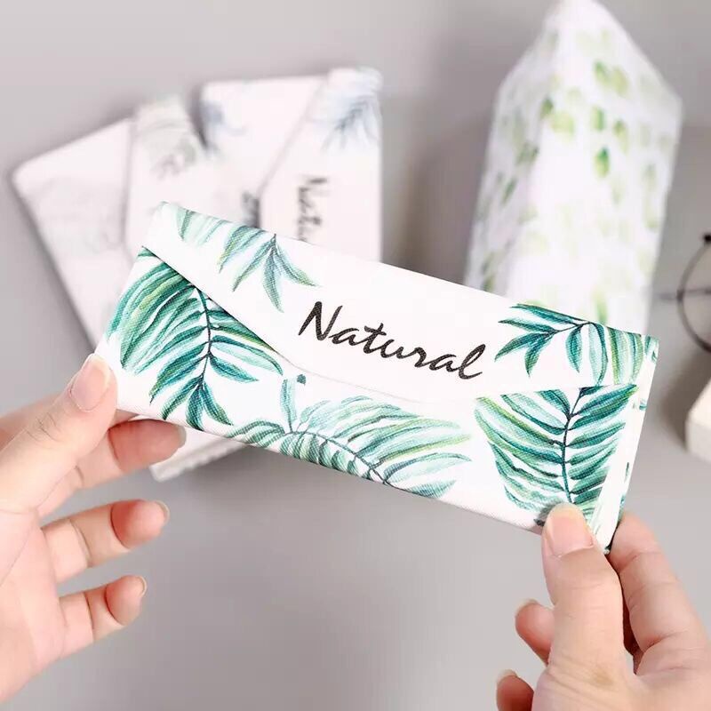 Mushto Tempat Kacamata Model Cepuk Magnet / Hardcase Kacamata Motif Jeans A5