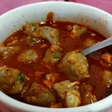 

Baso tulang rangu isi 18 pentol