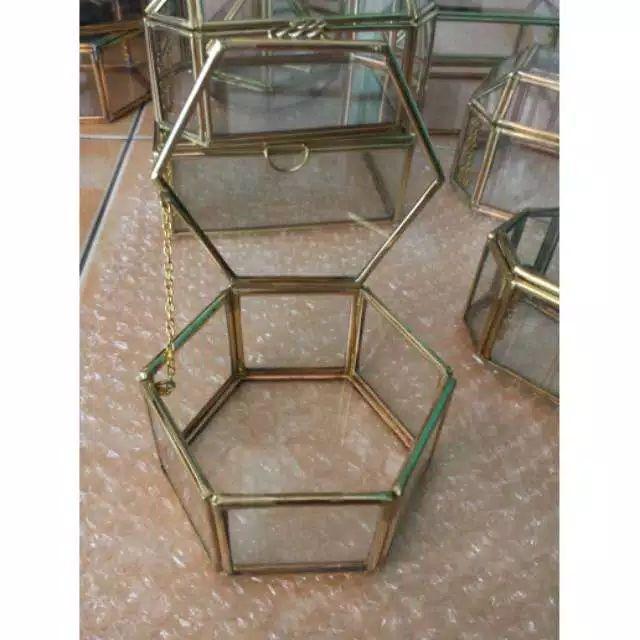 Mini Ring Box Segi Lima.