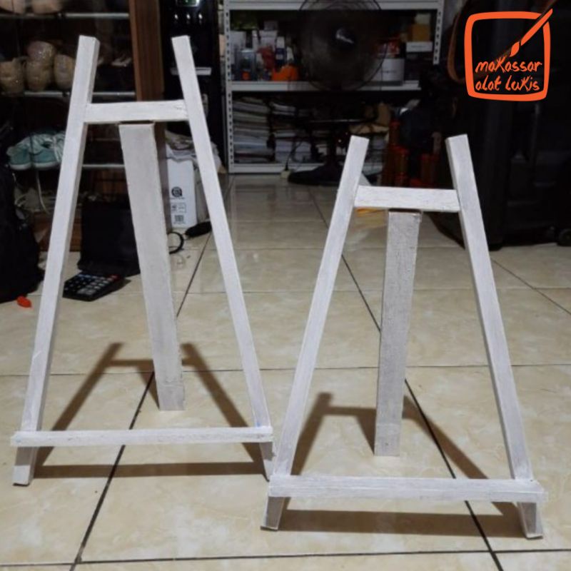 

easel kayu mini