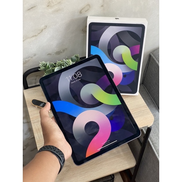 iPad Air 4 64gb Wificell Garansi Resmi iBox Panjang