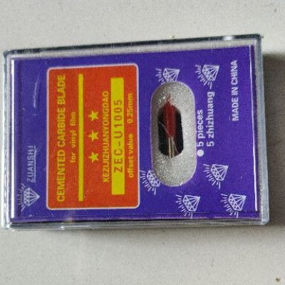 

Mata pisau cuttng stiker Roland 45 derajat isi 10 pcs Mata Pisau jinka redsail copam teneth