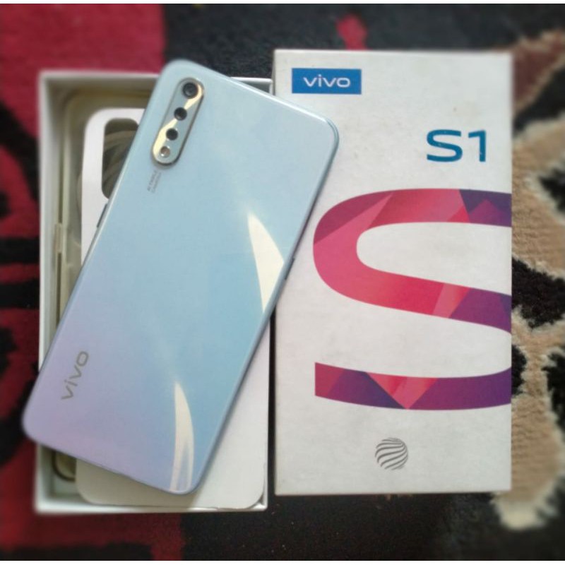 VIVO S1 RAM 4/128 SECOND