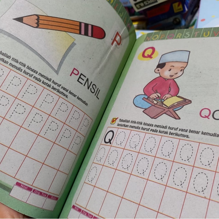 Buku Belajar Menulis Huruf Abjad Besar dan Kecil - Buku Latihan Anak