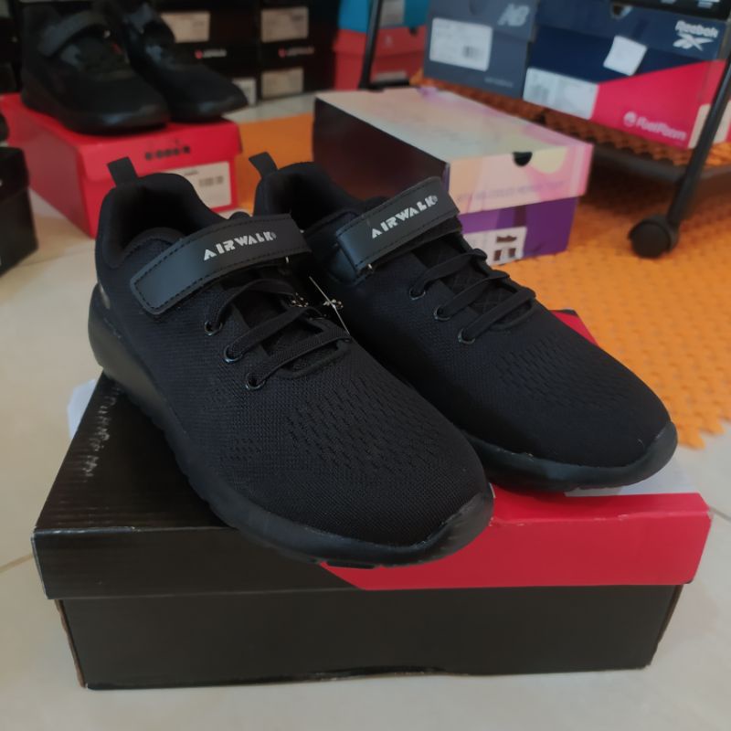 Airwalk "Jayden Jr" Black Ukuran 36