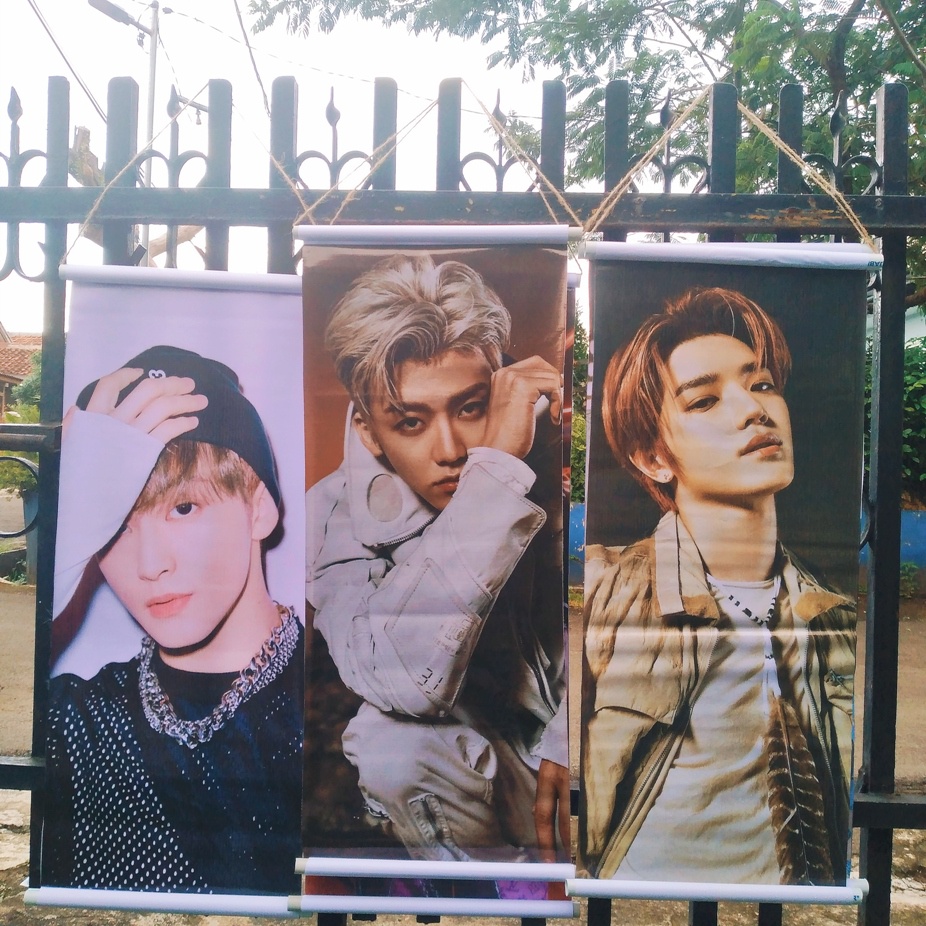 MINI ROLL BANNER EXO CHANYEOL DONT FIGHT THE FEELING