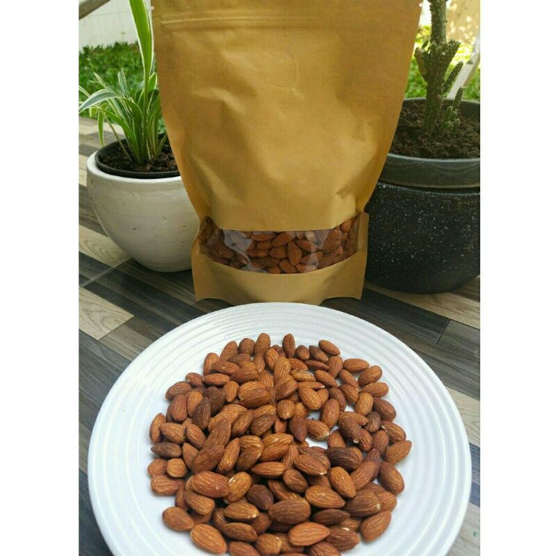 

Roasted Almond (Kacang Almond Panggang) 500 gr