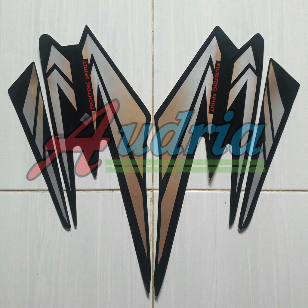 Striping Sticker Motor Yamaha Rx King 2002 Hitam-Gold