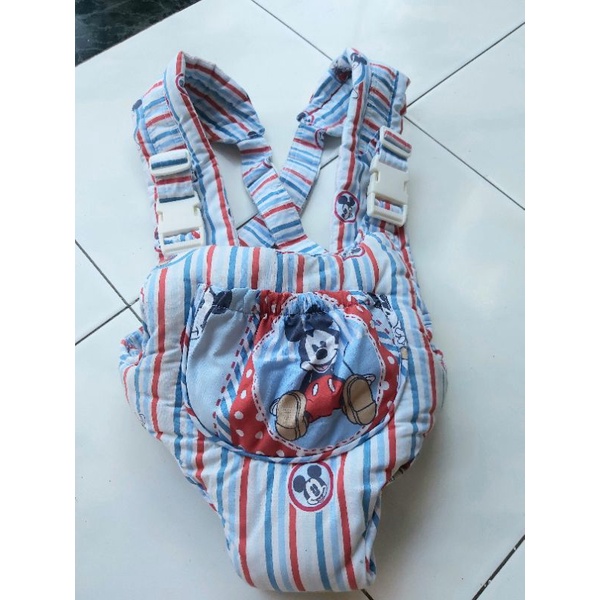 GENDONGAN BAYI / GENDONGAN / GENDONGAN BAYI / DUDUKAN BAYI