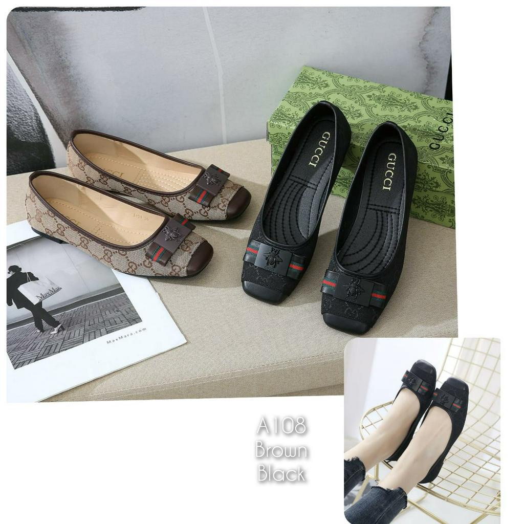 Flat shoes Canvas wanita import Logo Bee Kode A-108