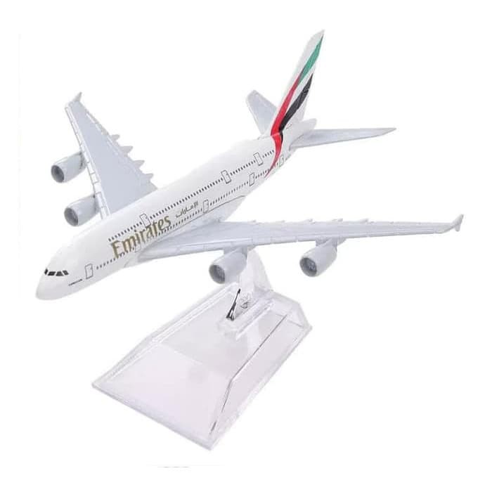 Terbaru MINIATUR DIECAST PESAWAT EMIRATES PAJANGAN HIASAN PESAWAT