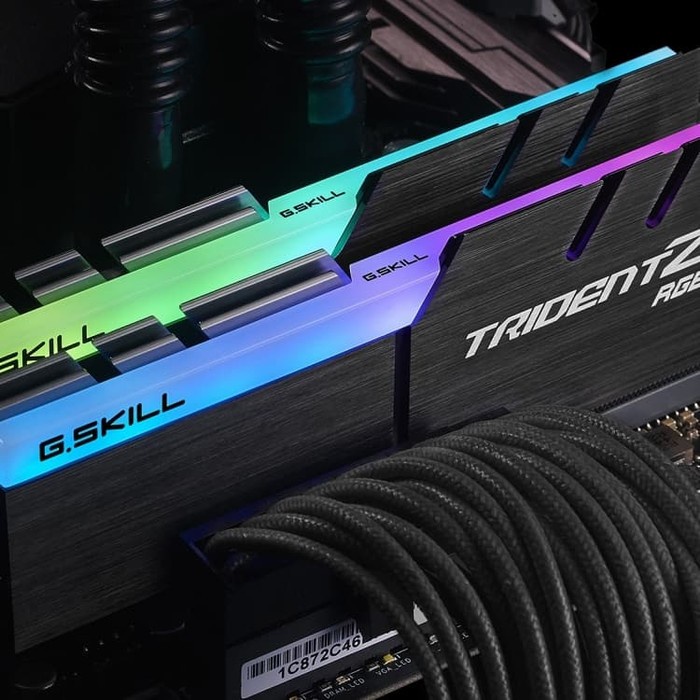 Memory G.Skill Trident Z RGB DDR4 2x8GB 3600Mhz - F4-3600C19D-16GTZRB