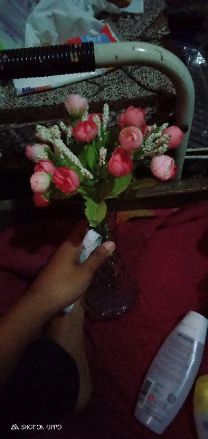 Bunga Dekorasi Meja Free Vas Bening Elegan