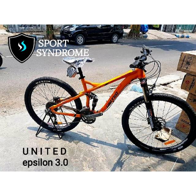 sepeda full suspension