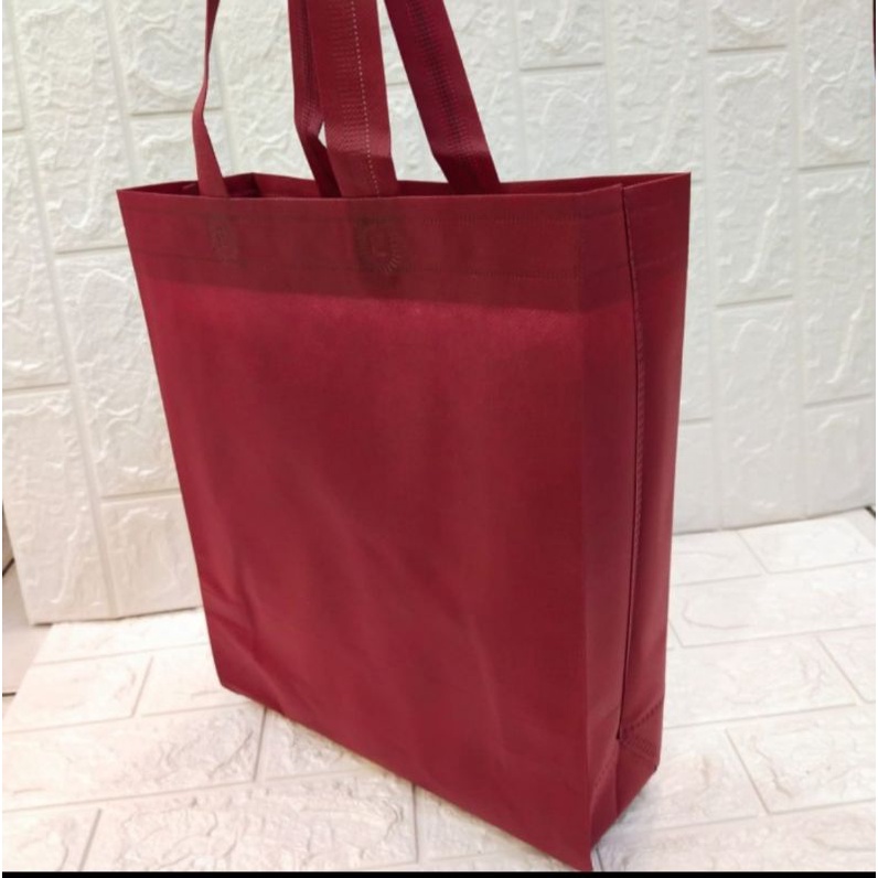 

TAS SPOUNDBOUND/TAS GOODIE BAG UK.30x40x10cm BOX.1 PAK ISI 12PCS