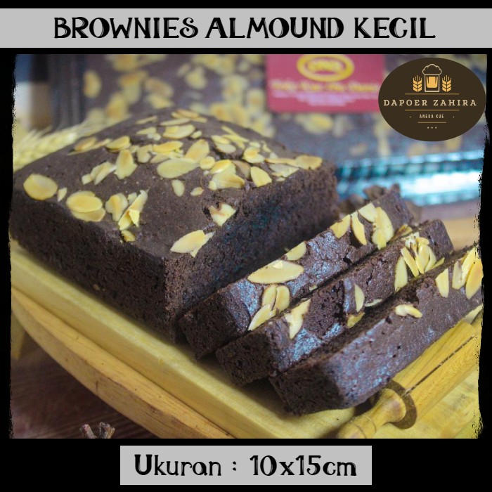 

Brownies Kacang 250gr / Brownies PREMIUM 10x15cm