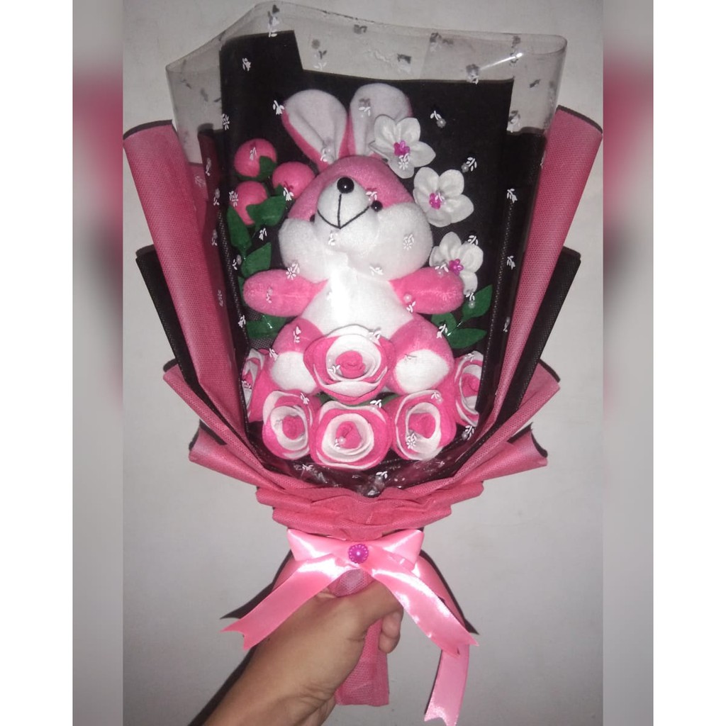 bucket bunga | bucket bunga wisuda | bucket bunga murah | bucket bunga karakter