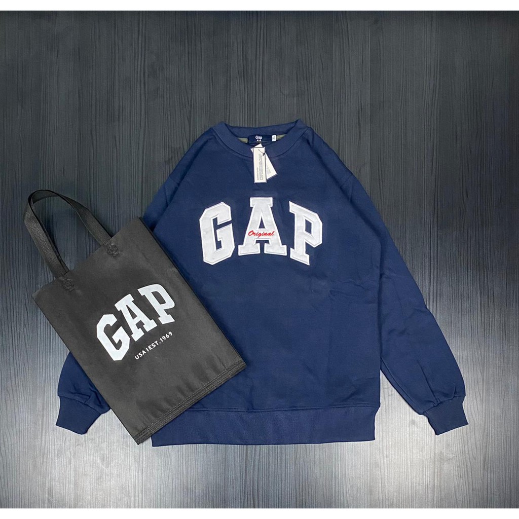 crewneck GAP 5 warna